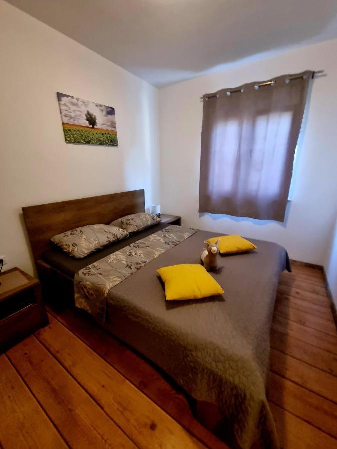 Apartments Ema PUY Eksteriør bilde