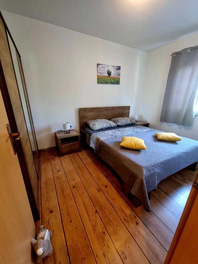 Apartments Ema PUY Eksteriør bilde